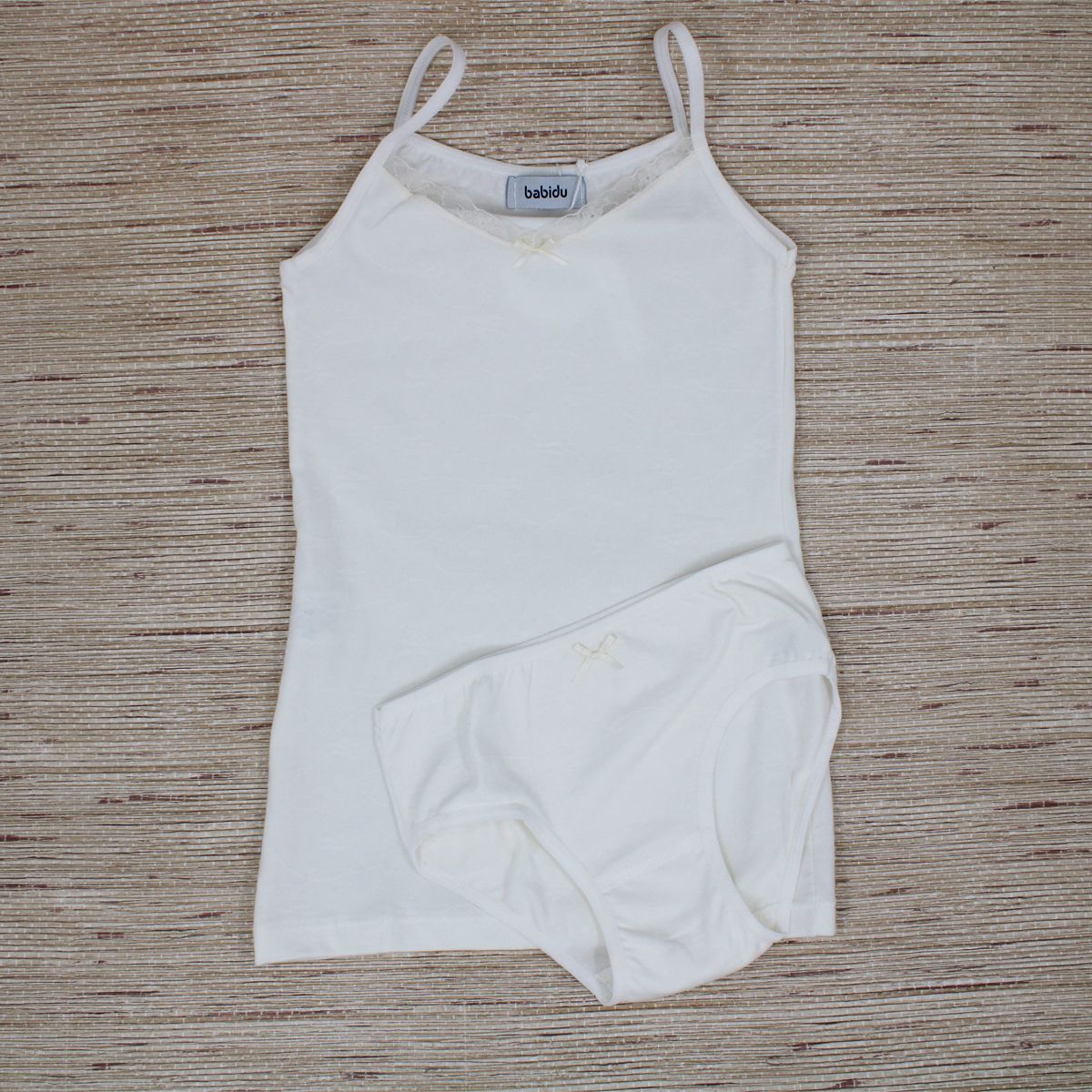 Conjunto-Niña Tirante-Fino 3022 Beige.
