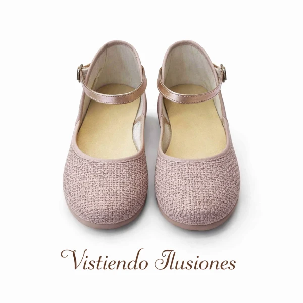 Mercedita Comunión Rosa Nimes