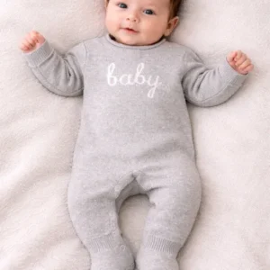 Pelele de punto doble en color piedra “Baby